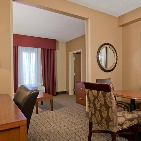 Russell Inn And Suites Starkville Εξωτερικό φωτογραφία